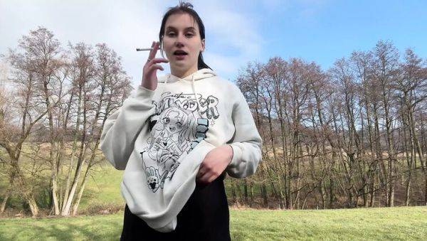 Stepmom MertyXXX Shows Off Perfect Body in Public Park Nudity - veryfreeporn.com on poweredporn.com