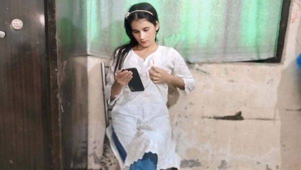 Stepbrother Fucks Stepsister Hard - Desi Indian 18-Year-Old Tight Pussy - xxxfiles.com - India on poweredporn.com