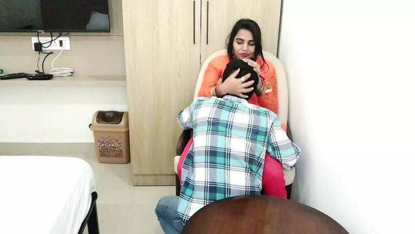 Babita Ji Paid for Hot Desi Sex with Baby Kajal - Rough Hardcore Indian Bhabhi Role Play - veryfreeporn.com - India on poweredporn.com