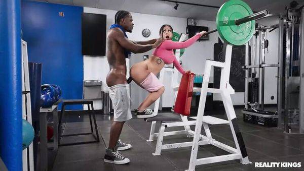 Horny Gym Girl Gets Wild with Big Cock - Reality Kings - porntry.com on poweredporn.com