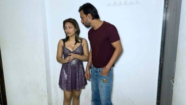 Delivery Boy Mistakenly Reaches Girlfriend's House for Package - Hindi Audio HD - porntry.com on poweredporn.com