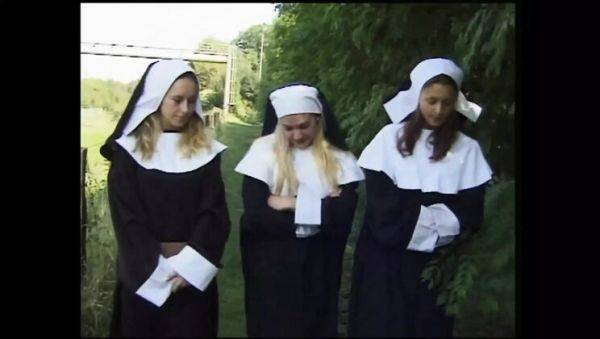 Young Couples and Natural Tits: Amateur Sex Movie in HD with Subana Grande - porntry.com on poweredporn.com