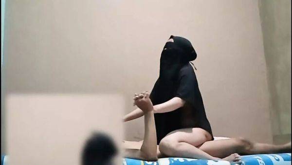 Hot Hijab Neighbor Swaying in Homemade Sex with Creampie - xxxfiles.com - Indonesia on poweredporn.com