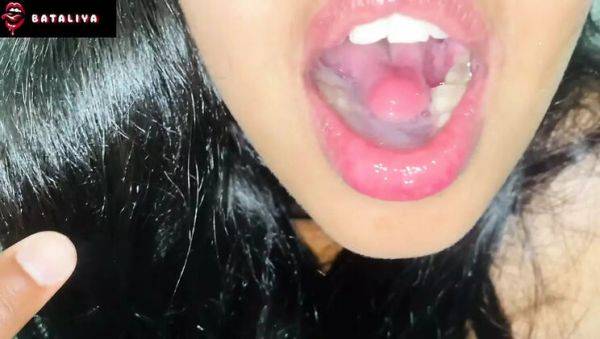 Indian GF Gives Hard Blowjob and Gets Fingered by BF, Ends with Cum in Mouth - veryfreeporn.com - India on poweredporn.com