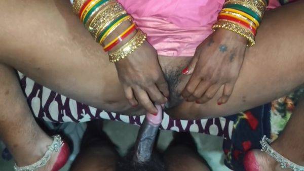 Indian Bride Apne Husband Se Pehla Baar Sari Me Suhaagrat Ke Lund Ka Pani Chut Me Dali.desi Village Housewifes Viral Video With Hindi Sex And Ikumi Yamashita - desi-porntube.com - India on poweredporn.com