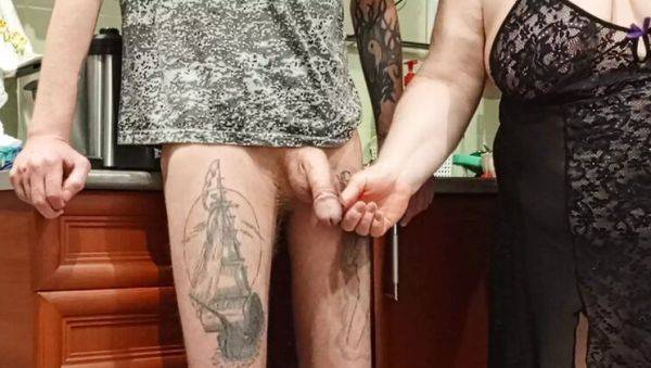 Hot MILF Mom Sucks and Jerks My Dick While Home Alone - Zona901 - xxxfiles.com - Russia on poweredporn.com