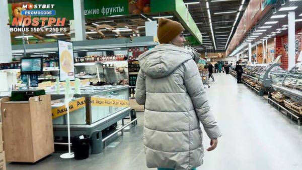 Hot Russian Girl with Big Tits Fucks at Home - Real Homemade Amateur Sex - porntry.com - Russia on poweredporn.com