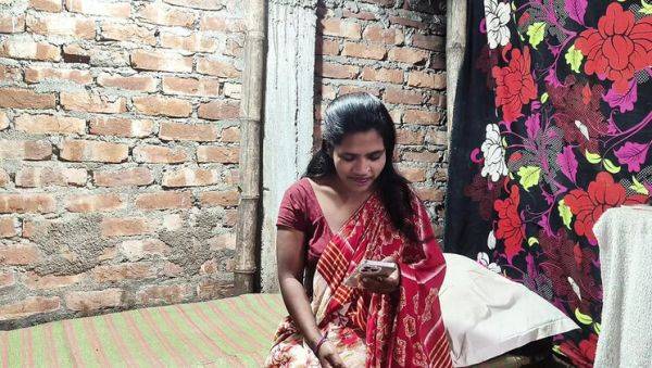 Desi New Wife Rukia Hot Homemade Sex Video with Devar in HD - xxxfiles.com - India on poweredporn.com