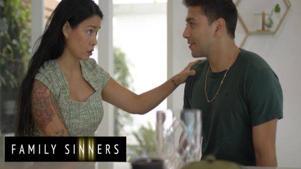 Dana Vespoli And Max Fills - Is Ready To Let Go And Give In To The Temptation She Has For Her Stepson 10 Min - videohdzog.com on poweredporn.com