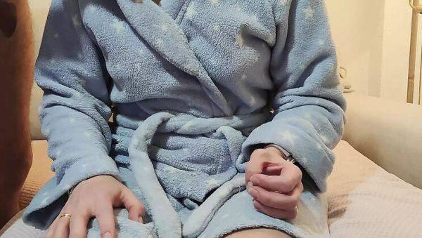 Hot Amateur Wife Demona Gets Her Hairy Wet Pussy Fingered by Maxim - porntry.com on poweredporn.com