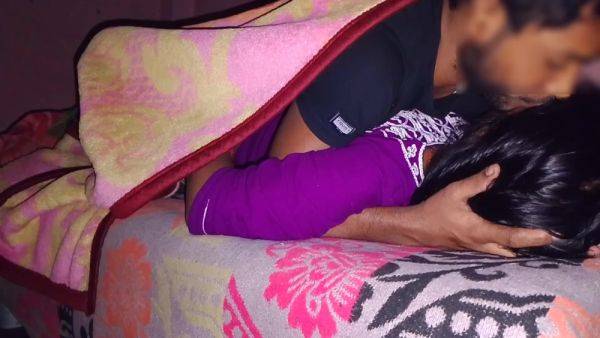 Hindi Sex - Wife Ke Saath Chudaye Kiya Bohat Maza Aaya Raat Mein - desi-porntube.com - India on poweredporn.com