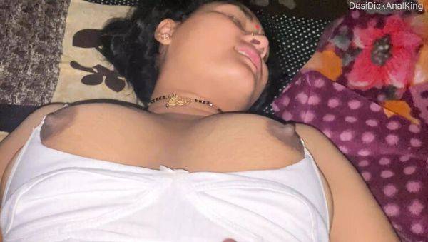 Desi Bhabhi Fucks Devar in Morning - Hot & Sexy Indian Couple - porntry.com - India on poweredporn.com