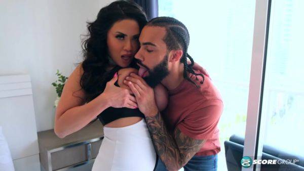 Sarah Lollypop - Tit Loves To Ride Dirty - videohdzog.com on poweredporn.com