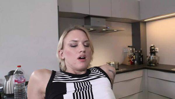 Sina Longleg Gives Sincere Blowjob & Takes Huge Facial - Episode 2 - porntry.com - Germany on poweredporn.com