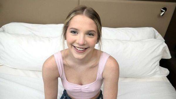 Blonde Teen 18yo Sucks Dick POV - Petite Amateur Casting - porntry.com on poweredporn.com