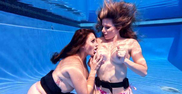 Superb underwater nude perversions with two top women that look amazing - xbabe.com on poweredporn.com