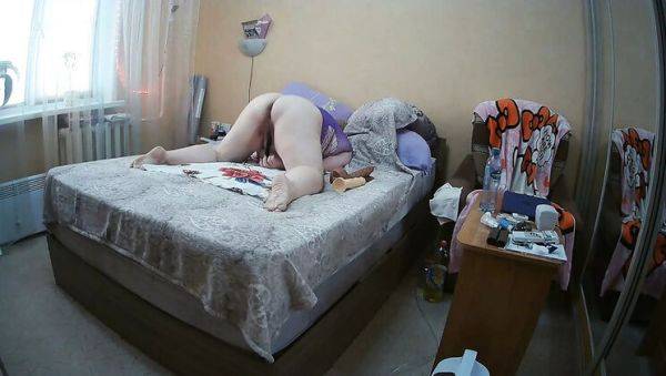 Hot MILF Zona901 Uses Big Toys for Solo Pussy Play in Standing Doggy Style - veryfreeporn.com - Russia on poweredporn.com