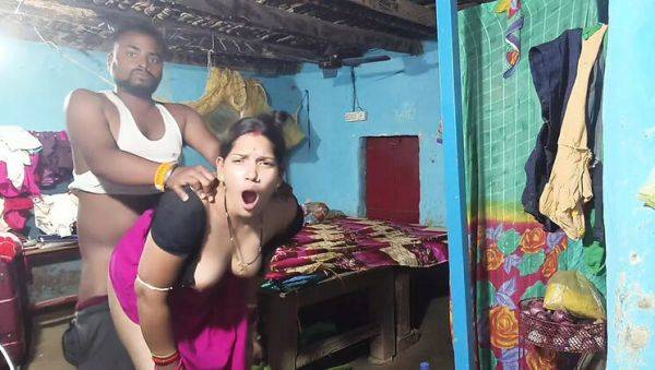 Hot Bengali Housewife Sona Bhabhi Saree Removal and Boob Sucking in Village Fuck - porntry.com - India on poweredporn.com