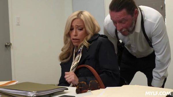 Lory Lace Private Dick Lab - videomanysex.com on poweredporn.com