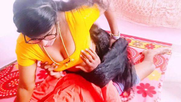 Desi Telugu Stepbrother Fucks Stepsister with Dirty Talk - Big Ass & Natural Tits - veryfreeporn.com - India on poweredporn.com