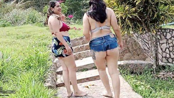 Hot Stepsister Candyrouse Gets Secret Pussy Lick & Fuck From Latina MILF - xxxfiles.com - Colombia on poweredporn.com