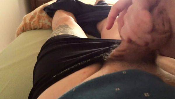 Hot MILF Florance Wimps Gives Amazing Blowjob & Handjob Cumshot - veryfreeporn.com - Portugal on poweredporn.com