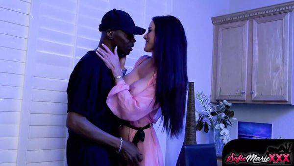 Hot MILF Sofie Marie Cheats with BBC Sean Michaels at Midnight - porntry.com on poweredporn.com