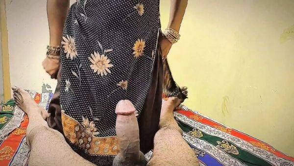 Desi Aunty Gullnazkhan Sucks Neighbor's Big Dick - Hot Indian Amateur Blowjob with Hindi Audio - veryfreeporn.com - India - Pakistan on poweredporn.com