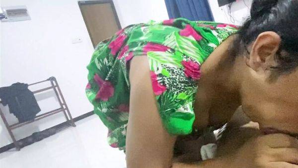 Arabicqueen sucks hard in intense Sri Lankan blowjob - big tits Asian MILF deep throat action - xxxfiles.com - Sri Lanka on poweredporn.com