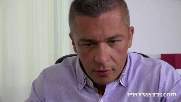 Milf Secretary Kayla Green Has Anal With Boss - veryfreeporn.com on poweredporn.com