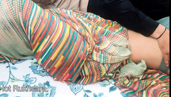 Hot Indian Housewife Rukhsara Fucks Hard with Dirty Talk - Homemade Desi Sex - xxxfiles.com - India - Pakistan on poweredporn.com