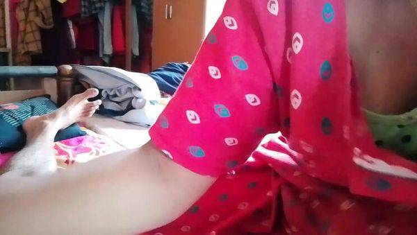 Hot Indian Village Girl Gives Deep Throat Blowjob and Milks Husband's Cock - xxxfiles.com - India on poweredporn.com