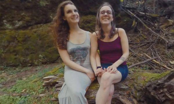 Endza & Sierra's Interview - txxx.com - Usa on poweredporn.com