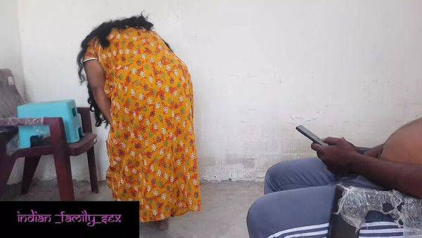 Indian Stepmom Fucks Me Hard While Maid is in Bathroom - Desi Homemade Sex - veryfreeporn.com - India on poweredporn.com