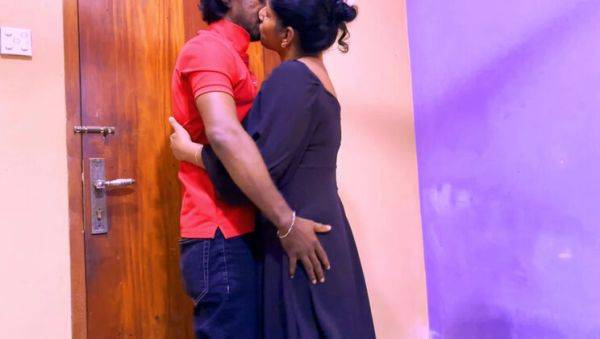 Hot Sri Lankan Couple Fucking in Hotel - Big Tits Desi Bhabhi Ride Cock - xxxfiles.com - India - Sri Lanka on poweredporn.com