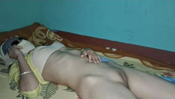 Desi Indian Girl Fucking in Hotel - Tight Pussy Hindi XXX Video - xxxfiles.com - India on poweredporn.com