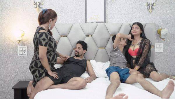 Hot Indian Foursome - Two Boys & Two Girls Hardcore Sex - Blowjob & Cowgirl Action - xxxfiles.com - India on poweredporn.com