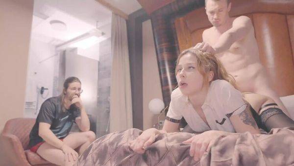 Curvy Hotwife Fucks Stranger While Hubby Watches - Amateur Blonde Teen Cowgirl - xxxfiles.com on poweredporn.com