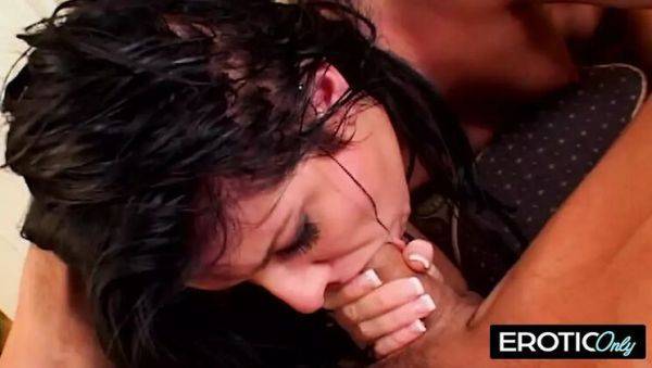 Big Tits MILF Taryn Thomas Naked in Moonlight - Soft & Dreamy HD Sex - veryfreeporn.com on poweredporn.com