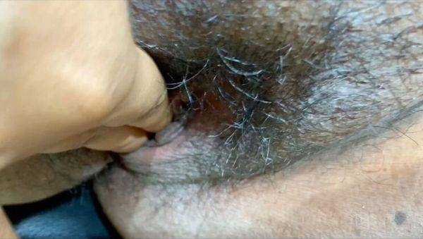 Hot Mallu Wife Fingering Her Wet Pussy in Trial Room - Kerala Desi Aunty Masturbation - porntry.com - India on poweredporn.com