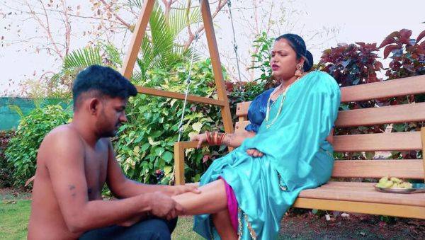 Lusty Indian Housewife Malkin Gets Hardcore Fuck From Servant - Big Ass & Natural Tits - porntry.com - India on poweredporn.com