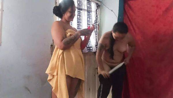 Hot Colombian Lesbian Amateur Sex - Pussy Licking & Doggy Style - porntry.com - Colombia on poweredporn.com