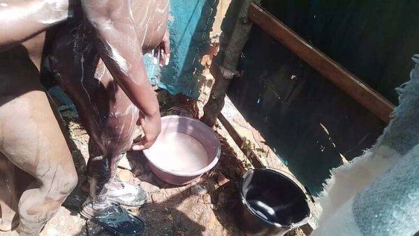 Hot Kenyan Maid Takes Big Dick Doggy Style in Shower - veryfreeporn.com - Kenya on poweredporn.com