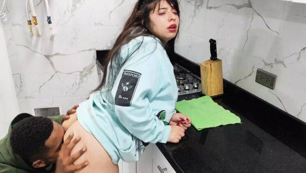 Jennie Sweet Gets Fucked Hard in the Kitchen by Rioc69 - Big Tits & Big Cock Action! - veryfreeporn.com - Colombia on poweredporn.com