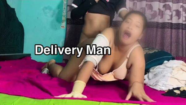 Bangladeshi Delivery Man Fucks Hot Desi Girl with Big Cock - Hardcore Missionary & Doggy - veryfreeporn.com - India on poweredporn.com
