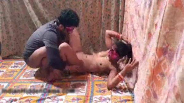 Devar Bhabhi - Desi Sex With Devar And Bhabhi - desi-porntube.com - India on poweredporn.com