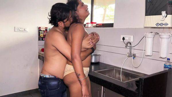 Desi Wife Kitchen Sex - Hot Indian Homemade Fuck with Husband from Behind - porntry.com - India on poweredporn.com