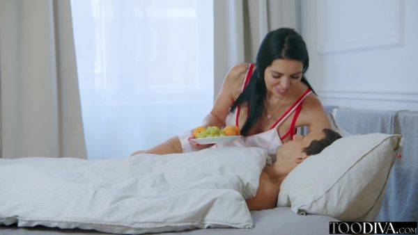 Sunrise Love - videomanysex.com on poweredporn.com