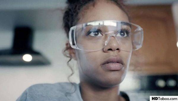 Hot Wife Cheats During Lockdown with Delivery Boy - Jake Adams & Scarlit Scandal - porntry.com - Usa on poweredporn.com