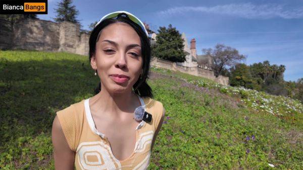 Bianca Bangs And Celtic Iron In Teen 18+ Is Too Horny This Morning Leg Shaking Orgasm - videohdzog.com on poweredporn.com